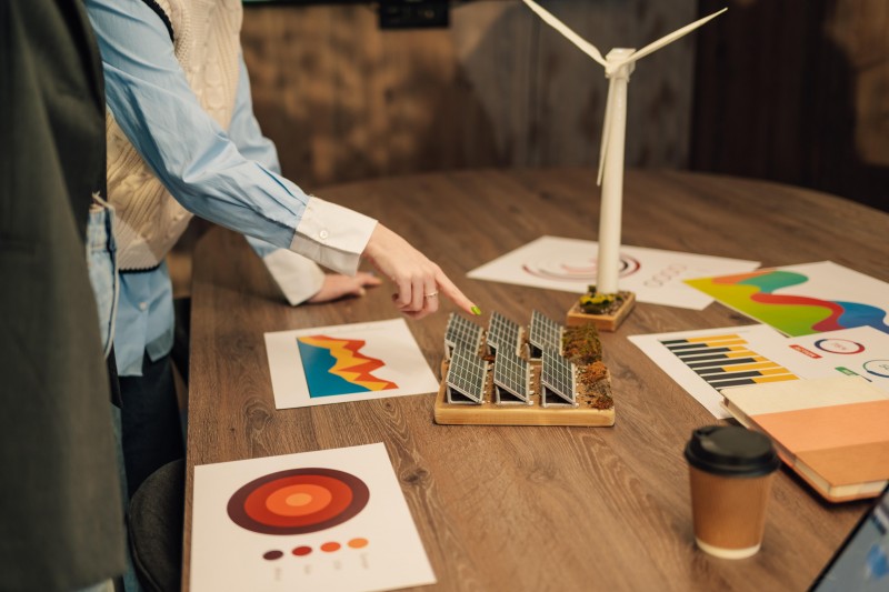 意大利百年鞋履奢侈品牌携手祺鲲科技，以可溯源绿色用能助力国际绿色门店认证